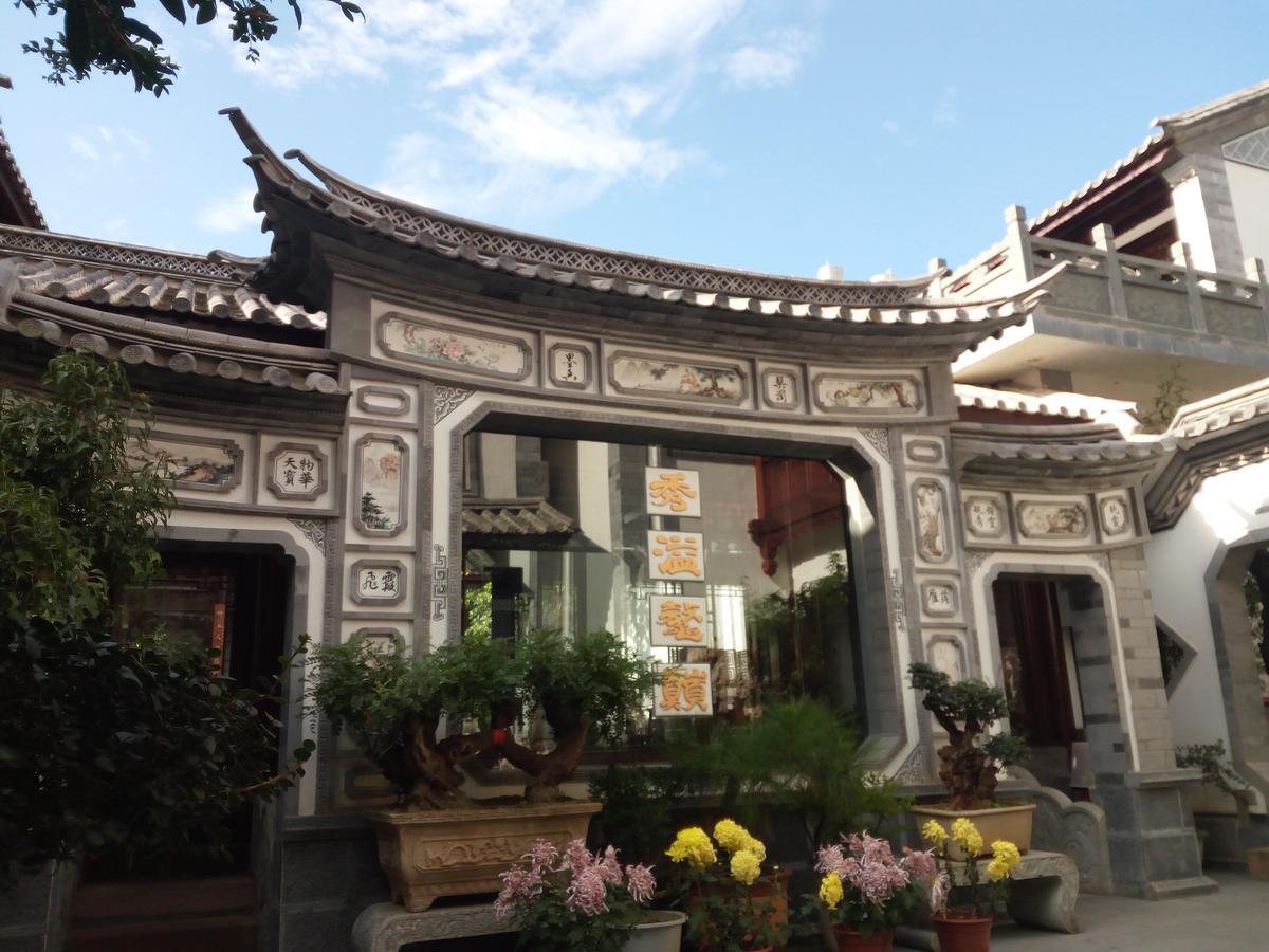 Bed and Breakfast Shaxi Aoding Courtyard Jianchuan Экстерьер фото