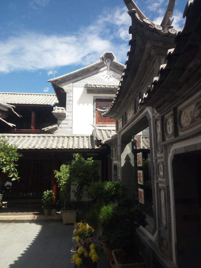Bed and Breakfast Shaxi Aoding Courtyard Jianchuan Экстерьер фото
